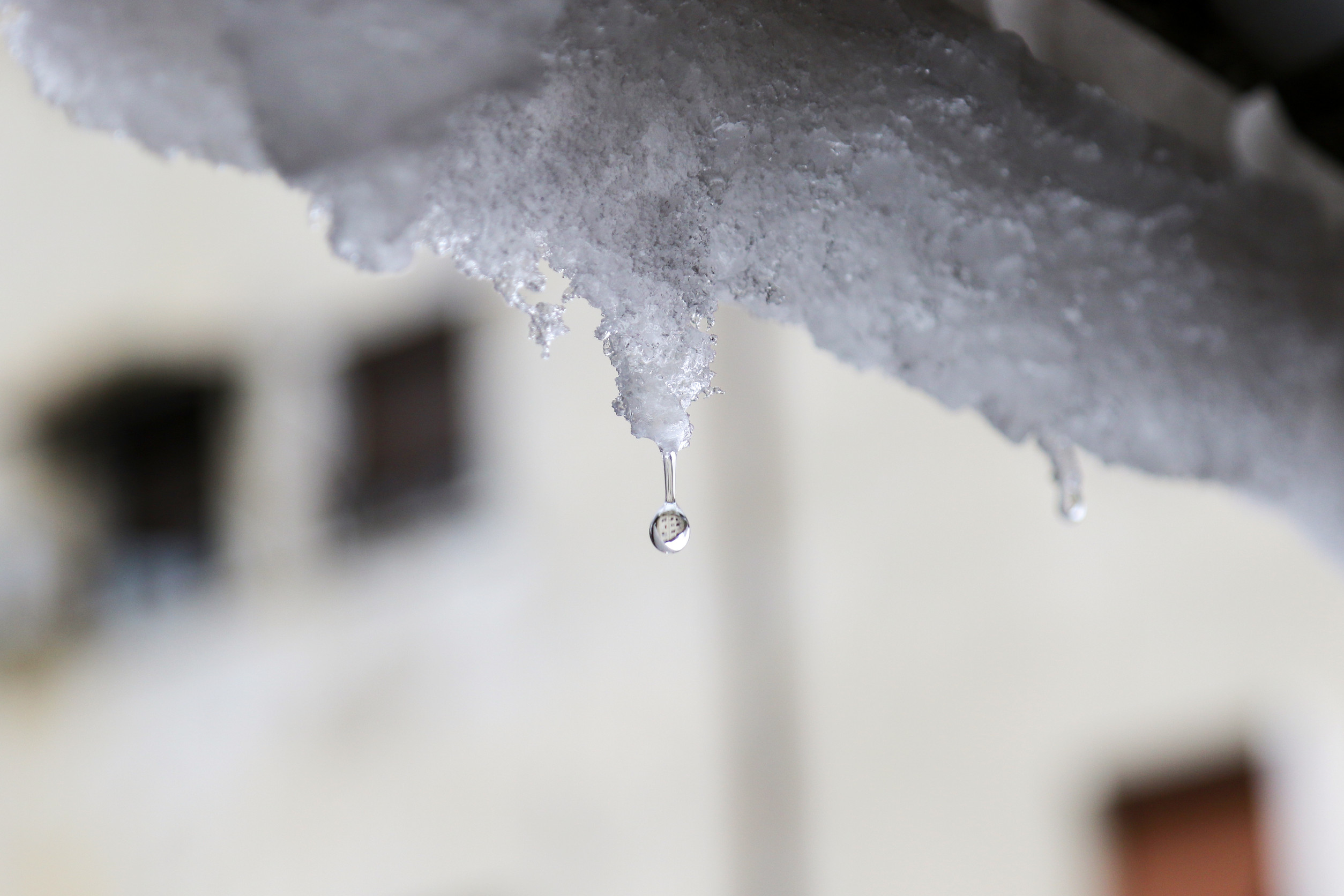 Signs Your Home May Have Ice-Related Water Damage
